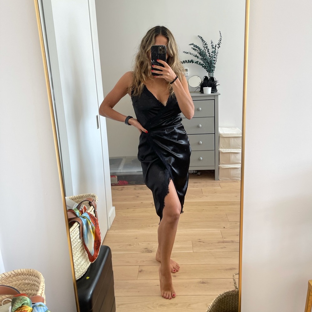 MISSGUIDED LINGERIE STYLE WRAP DRESS SZ US 6
